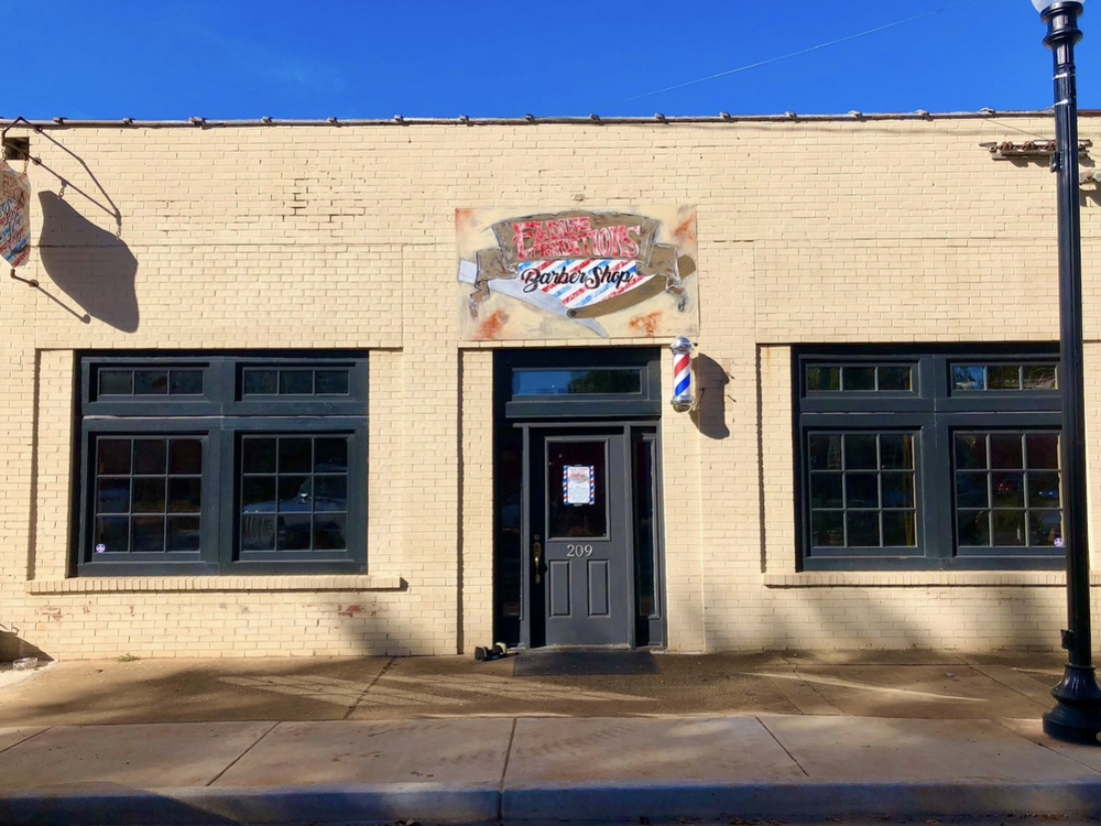 Men's grooming station at Fading Traditions Barber Shop in Griffin, GA