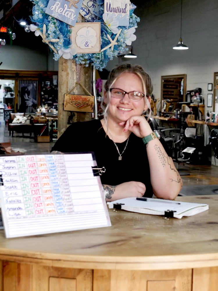 Kelsey Ragsdale, Receptionist at Fading Traditions Barber Shop